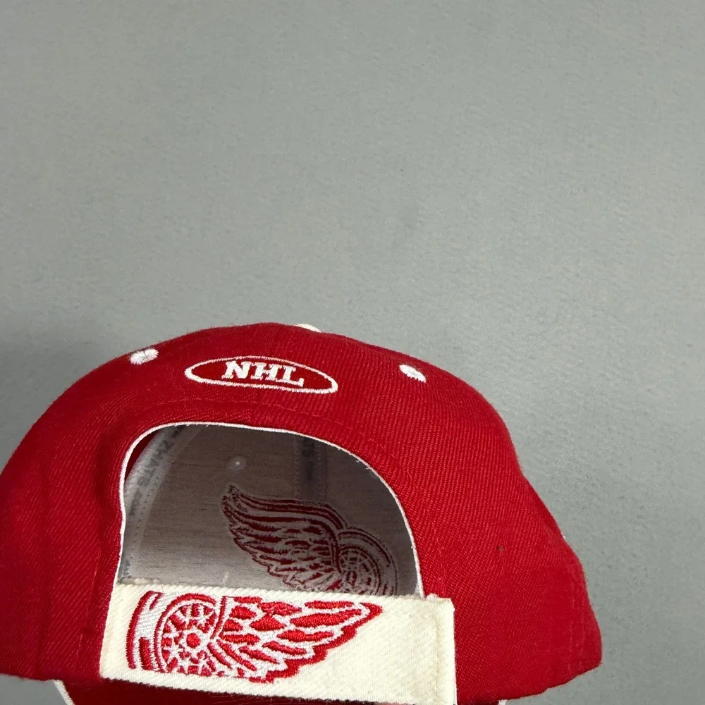 Vintage Zephyr Hat Mens OSFA Red Detroit Red Wings NHL Fox Sports Net Strapback